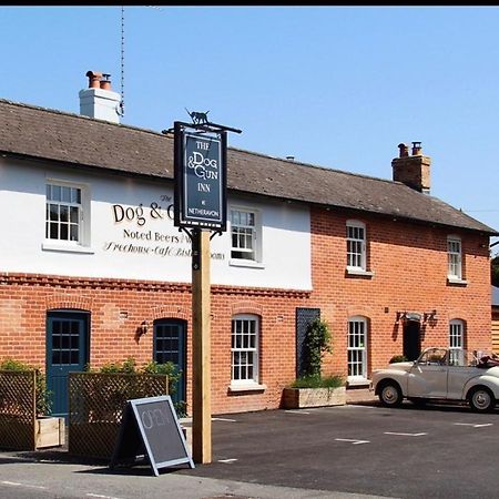 The Dog & Gun Inn Netheravon المظهر الخارجي الصورة