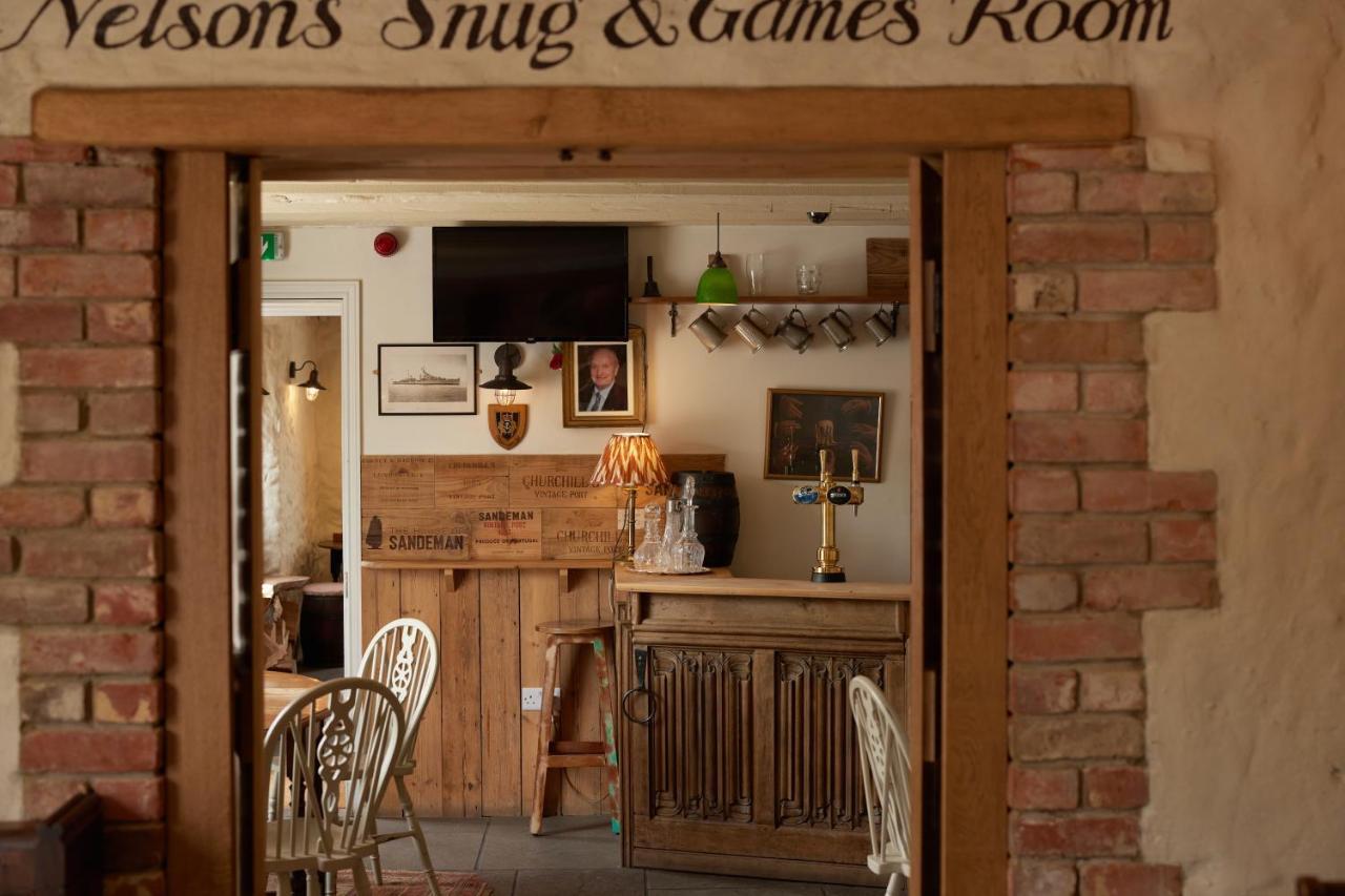 The Dog & Gun Inn Netheravon المظهر الخارجي الصورة